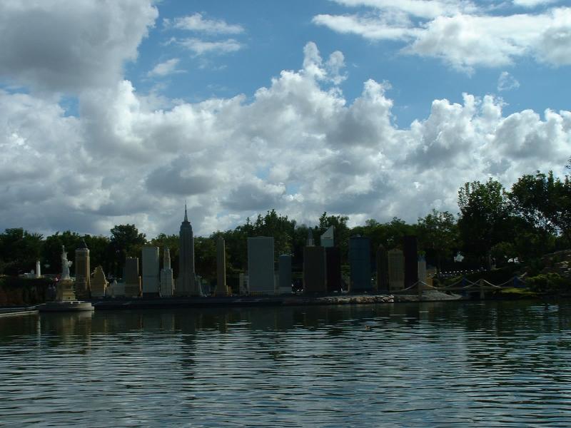 New York skyline, Legoland with The Mulders