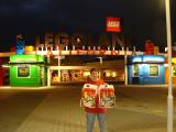 Jo outside Legoland at the end our the day.
